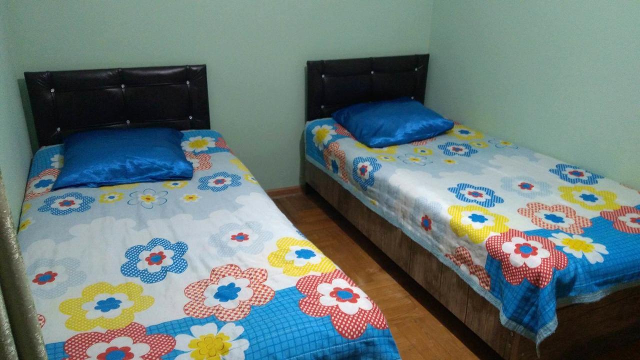 Guest House Quiet Home Batumi Exterior photo