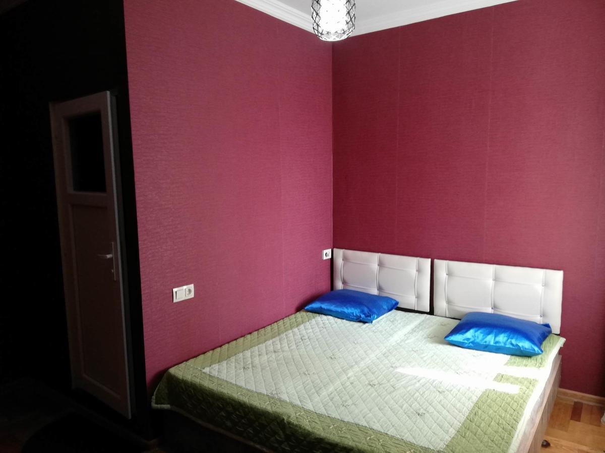 Guest House Quiet Home Batumi Exterior photo